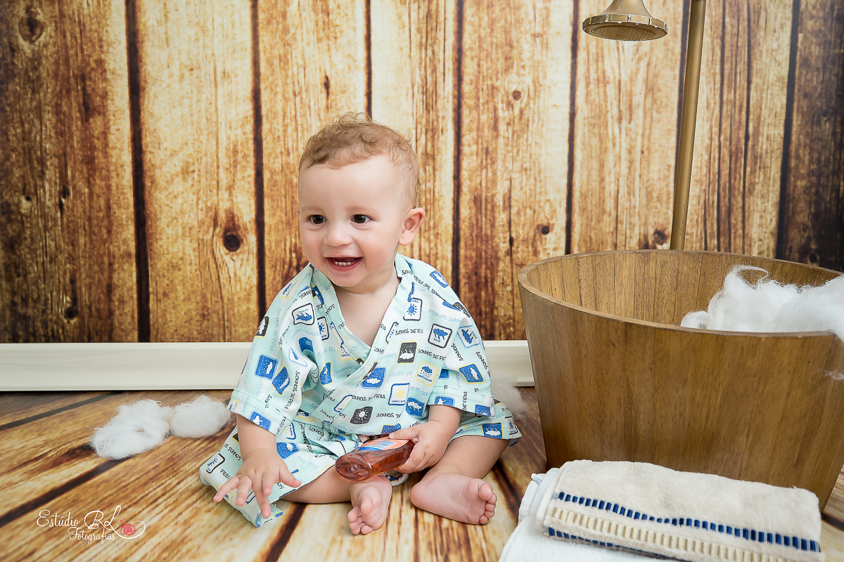 Olha só o Daniel todo charmosinho!!!

Daniel voltou em nosso estúdio para sua sessão de 9 meses...

Fotografar esse bebê é sempre uma farra, porque ele é muito sapeca e sorridente! 