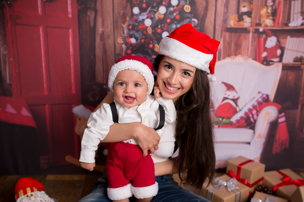 Arthur voltou em nosso estúdio para encher o nosso fim de ano de ternura e fizemos uma linda sessão de fotos, nesse clima delicioso de Natal! <3 <3