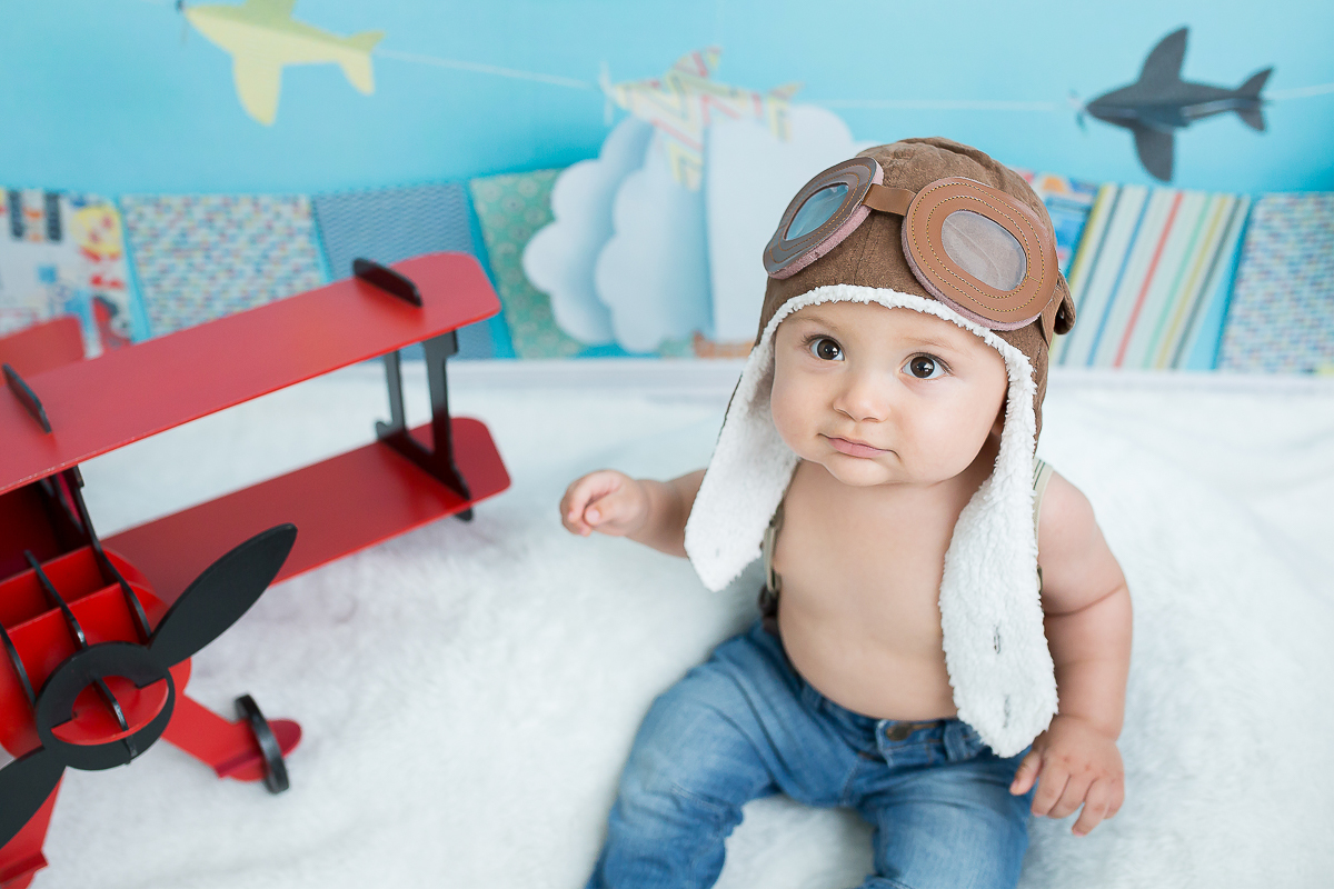 Guilherme cresceu, está com coxinhas grossas e um sorriso de derreter qualquer um !!!

Vejam vocês mesmos a delícia que foi o ensaio de 6 meses dele
