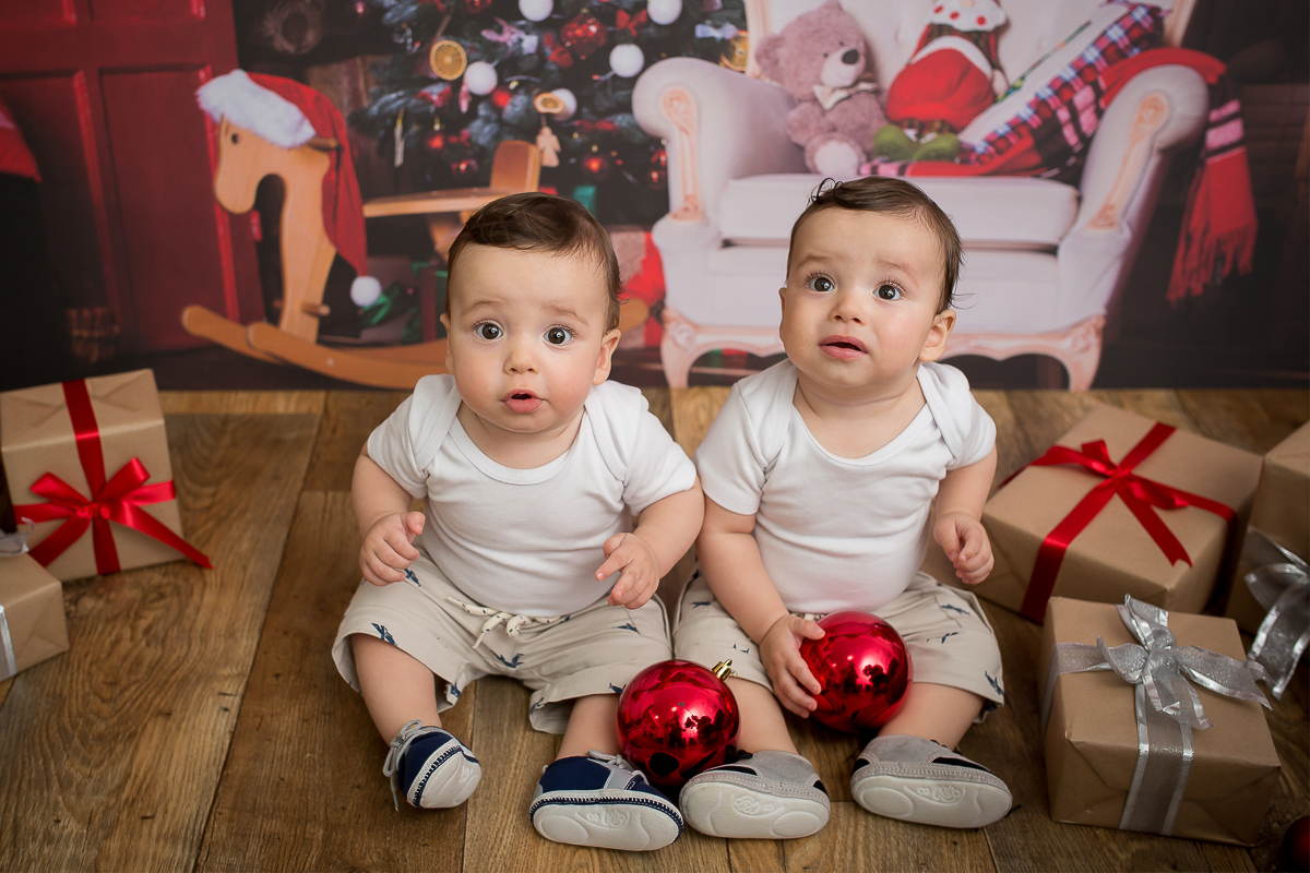 A magia do natal estes no ar. E para essa família  o natal vai ser super especial! 

Uma sessão super fofa que fizemos com os gêmeos Pietro e Anthony.