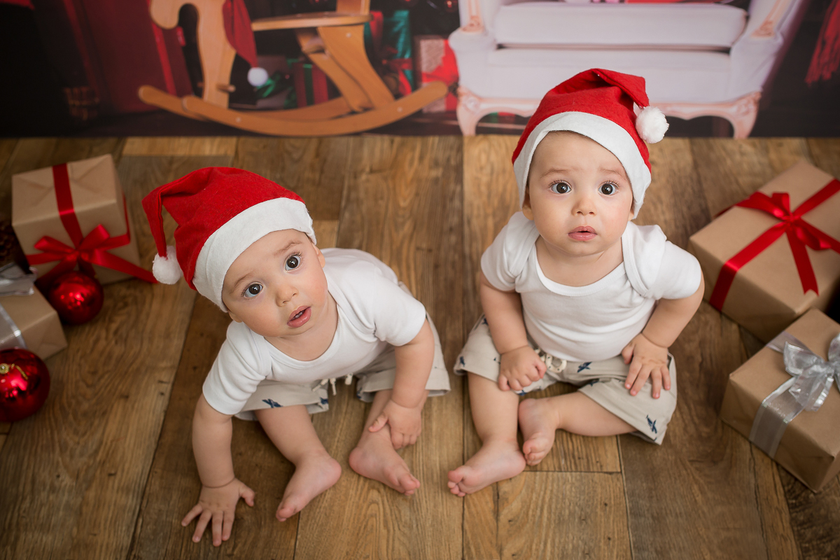 A magia do natal estes no ar. E para essa família  o natal vai ser super especial! 

Uma sessão super fofa que fizemos com os gêmeos Pietro e Anthony.