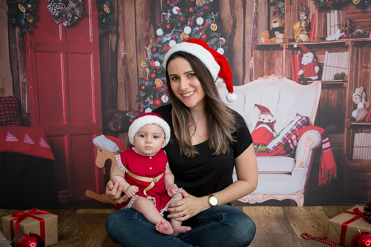 Rafaela voltou em nosso estúdio para comemorar os 6 meses...

Rafa está cada vez mais princesa, ela cresceu um monte, está com coxinhas grossas e um olhar de derreter qualquer um <3 