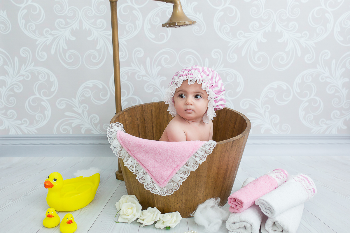 Rafaela voltou em nosso estúdio para comemorar os 6 meses...

Rafa está cada vez mais princesa, ela cresceu um monte, está com coxinhas grossas e um olhar de derreter qualquer um <3 