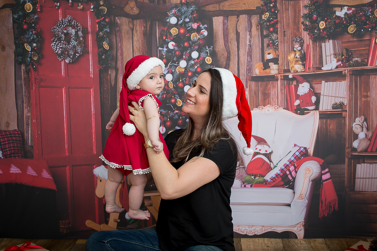 Rafaela voltou em nosso estúdio para comemorar os 6 meses...

Rafa está cada vez mais princesa, ela cresceu um monte, está com coxinhas grossas e um olhar de derreter qualquer um <3 