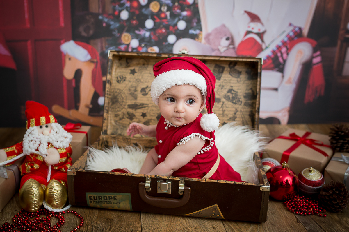 Rafaela voltou em nosso estúdio para comemorar os 6 meses...

Rafa está cada vez mais princesa, ela cresceu um monte, está com coxinhas grossas e um olhar de derreter qualquer um <3 