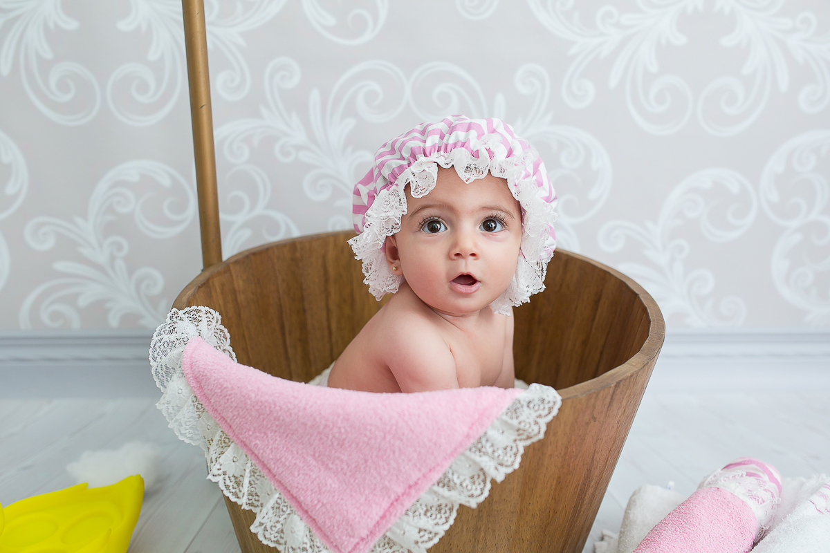 Rafaela voltou em nosso estúdio para comemorar os 6 meses...

Rafa está cada vez mais princesa, ela cresceu um monte, está com coxinhas grossas e um olhar de derreter qualquer um <3 