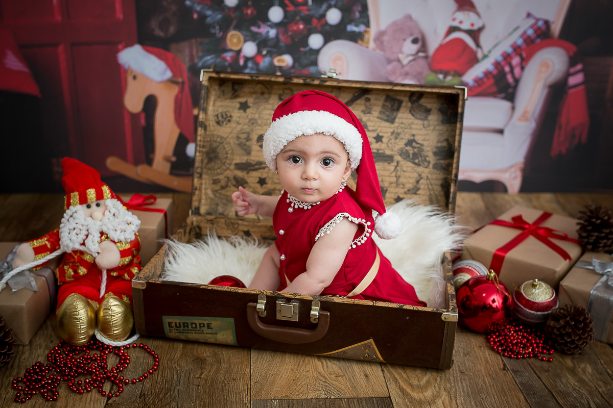 Rafaela voltou em nosso estúdio para comemorar os 6 meses...

Rafa está cada vez mais princesa, ela cresceu um monte, está com coxinhas grossas e um olhar de derreter qualquer um <3 