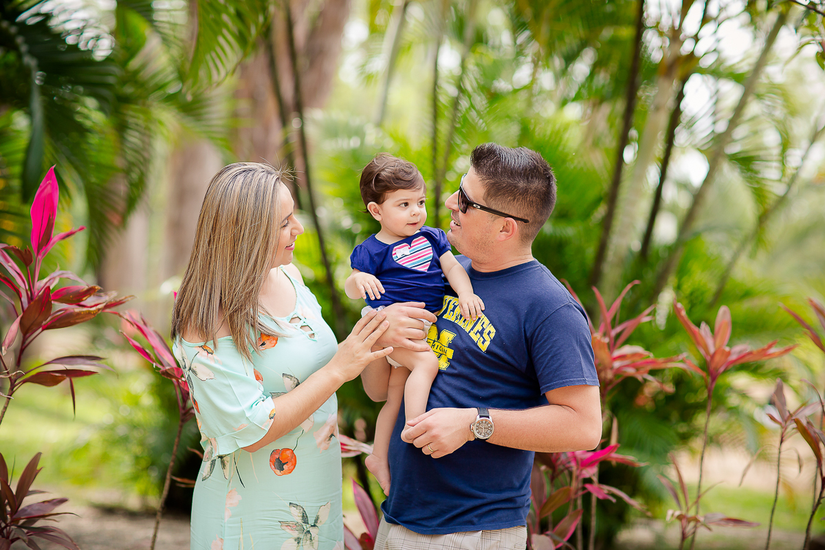 Helena completou seu primeiro aninho!!!
Registramos a Helena desde quando ainda na barriga da mamãe....Foi 1 ano de lindas fotos.
quanta mudança, como cresceu rápido,
