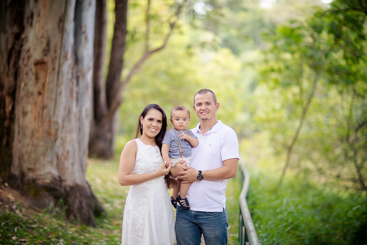 Há um ano conhecemos nosso modelo fofucho.
foi muito gostoso acompanhar o amadurecimento do Caleb e notar como desenvolveu a cada sessão que passava, agora completou o primeiro aninho de vida, 
encerrando um ciclo de muitas conquistas e fases gostosas
