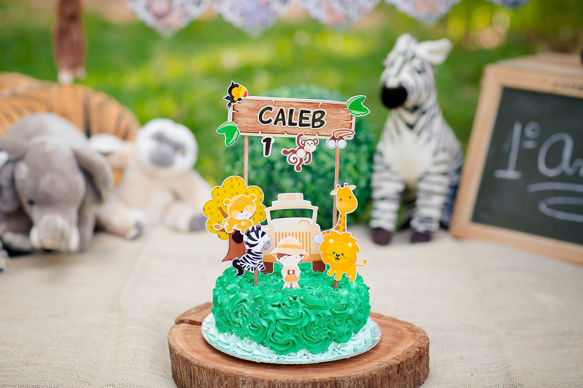 Há um ano conhecemos nosso modelo fofucho.
foi muito gostoso acompanhar o amadurecimento do Caleb e notar como desenvolveu a cada sessão que passava, agora completou o primeiro aninho de vida, 
encerrando um ciclo de muitas conquistas e fases gostosas
