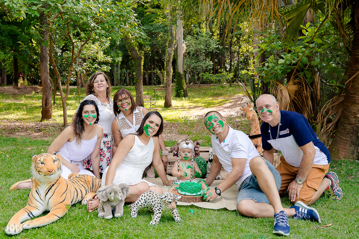 Há um ano conhecemos nosso modelo fofucho.
foi muito gostoso acompanhar o amadurecimento do Caleb e notar como desenvolveu a cada sessão que passava, agora completou o primeiro aninho de vida, 
encerrando um ciclo de muitas conquistas e fases gostosas
