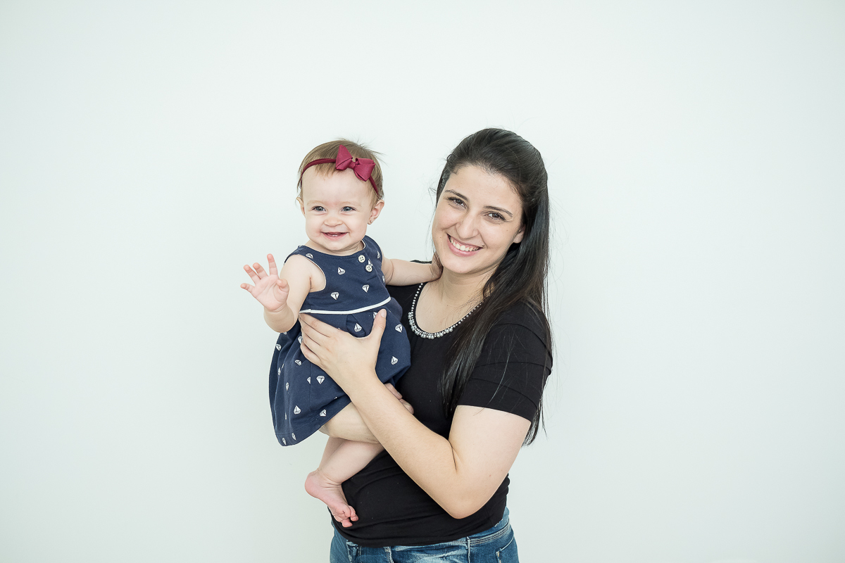 Mais uma linda sessão de acompanhamento da pequena Helena!!!

Dessa vez tivemos a sessão de páscoa....Uma lembrança linda que vai marcar o acompanhamento fotográfico da Helena, que completou seu  nono mês numa sessão cheia de coelhos e muita fofura! 