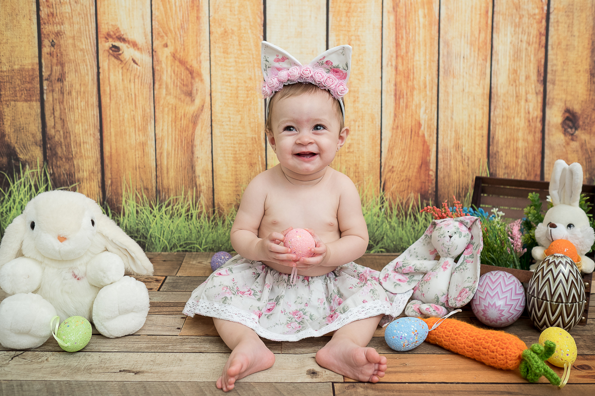 Mais uma linda sessão de acompanhamento da pequena Helena!!!

Dessa vez tivemos a sessão de páscoa....Uma lembrança linda que vai marcar o acompanhamento fotográfico da Helena, que completou seu  nono mês numa sessão cheia de coelhos e muita fofura! 