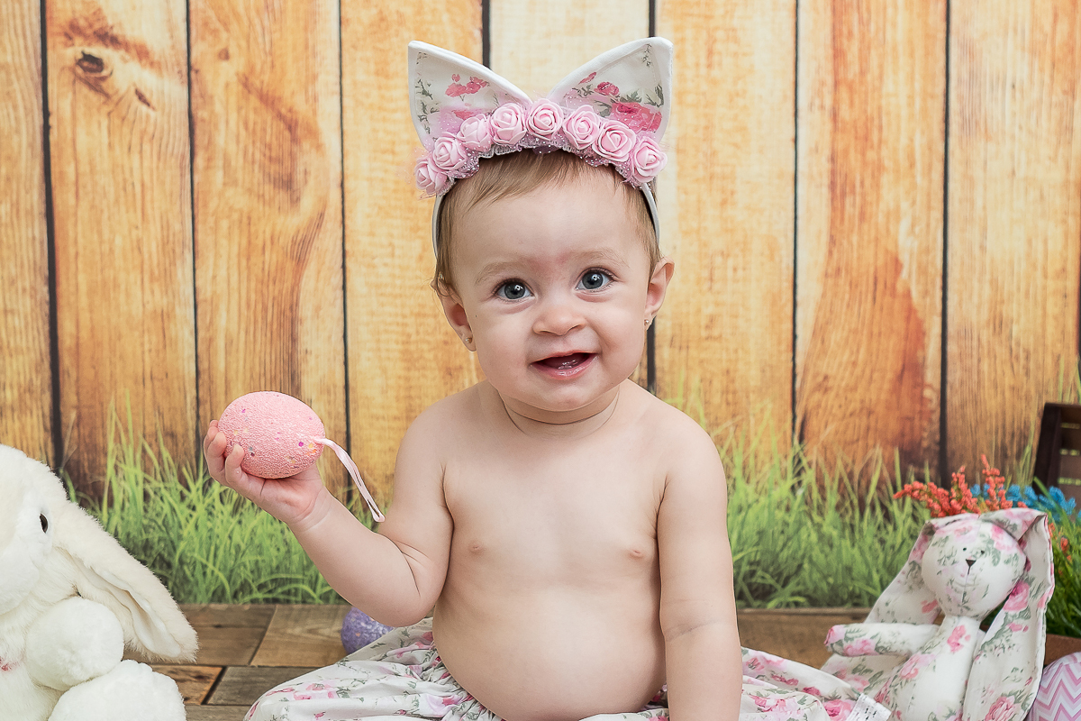 Mais uma linda sessão de acompanhamento da pequena Helena!!!

Dessa vez tivemos a sessão de páscoa....Uma lembrança linda que vai marcar o acompanhamento fotográfico da Helena, que completou seu  nono mês numa sessão cheia de coelhos e muita fofura! 