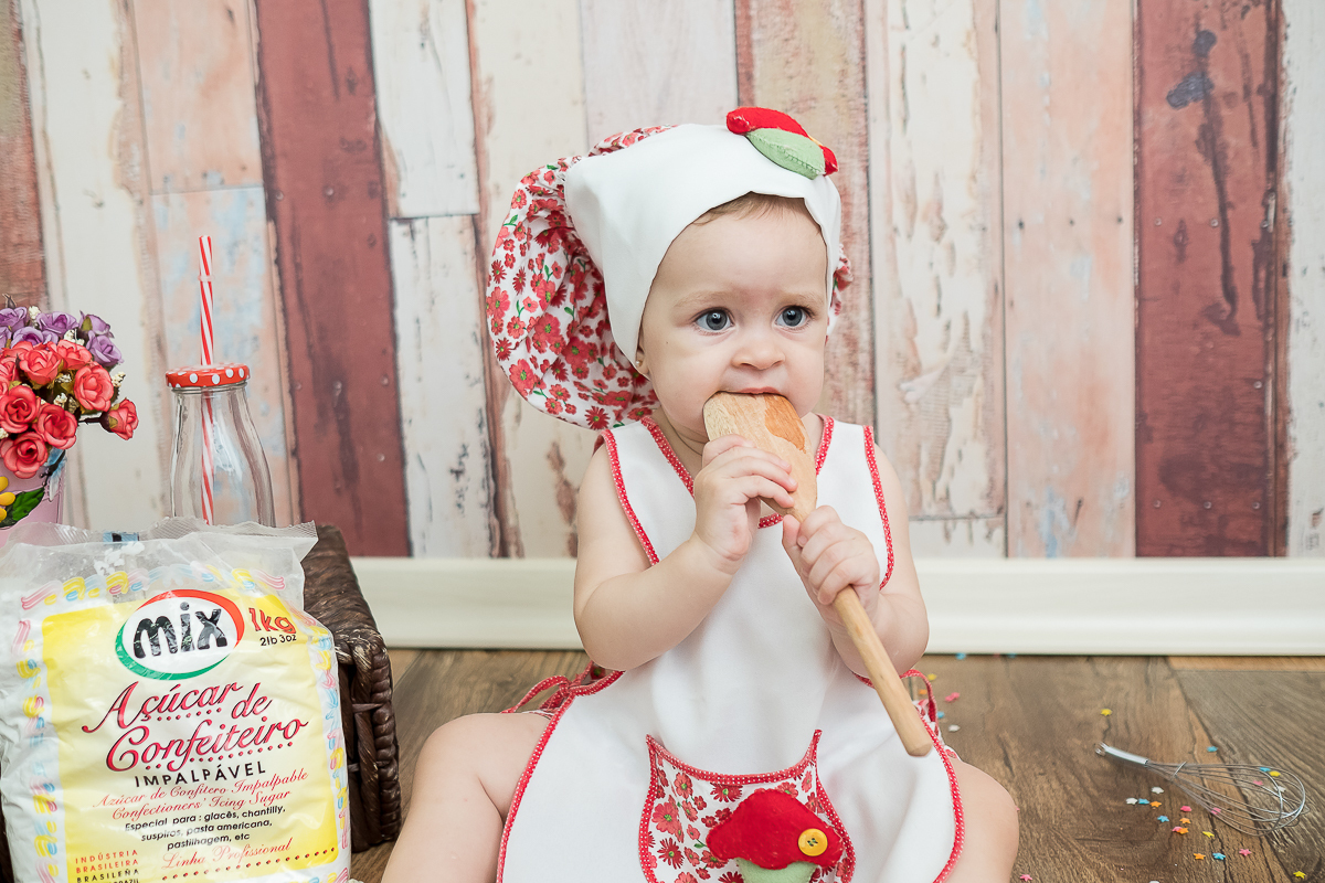 Mais uma linda sessão de acompanhamento da pequena Helena!!!

Dessa vez tivemos a sessão de páscoa....Uma lembrança linda que vai marcar o acompanhamento fotográfico da Helena, que completou seu  nono mês numa sessão cheia de coelhos e muita fofura! 