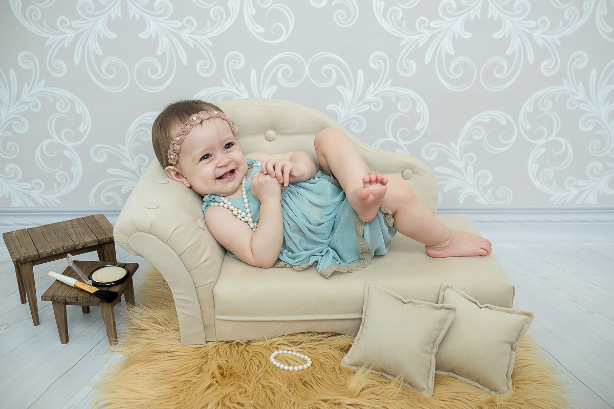 Mais uma linda sessão de acompanhamento da pequena Helena!!!

Dessa vez tivemos a sessão de páscoa....Uma lembrança linda que vai marcar o acompanhamento fotográfico da Helena, que completou seu  nono mês numa sessão cheia de coelhos e muita fofura! 