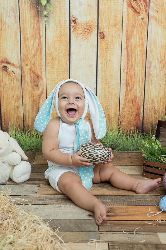Pensem em um sorriso gostoso com aquelas gargalhadinhas que derretem o coração de qualquer pessoa!!!

Lucas se divertiu muito na sua sessão de 9 meses <3 