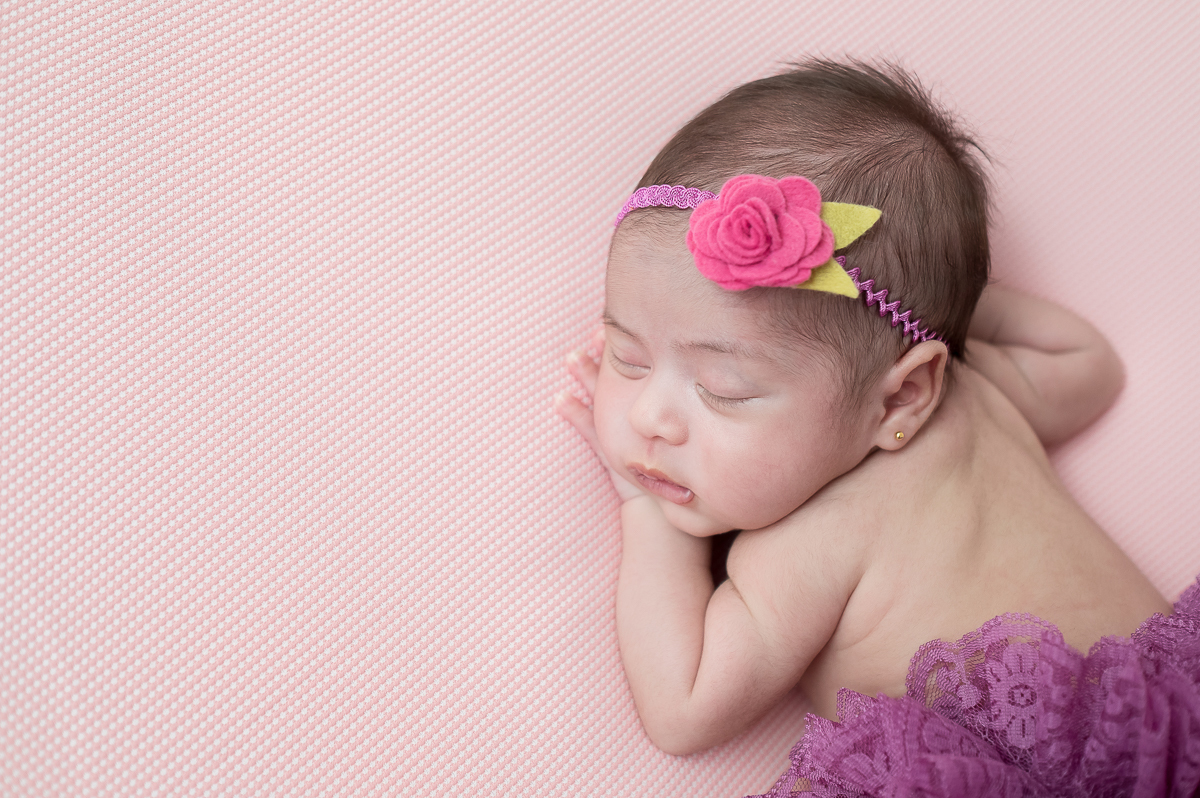  Lorena com 17 dias de vida, toda delicada e pequenina linda e cheia de fofura!! 