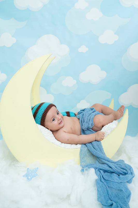 3º mês desse mocinho lindo.  O Otávio é uma doçura, todo esperto e rodeado de amor pela família. 

É fofura demais