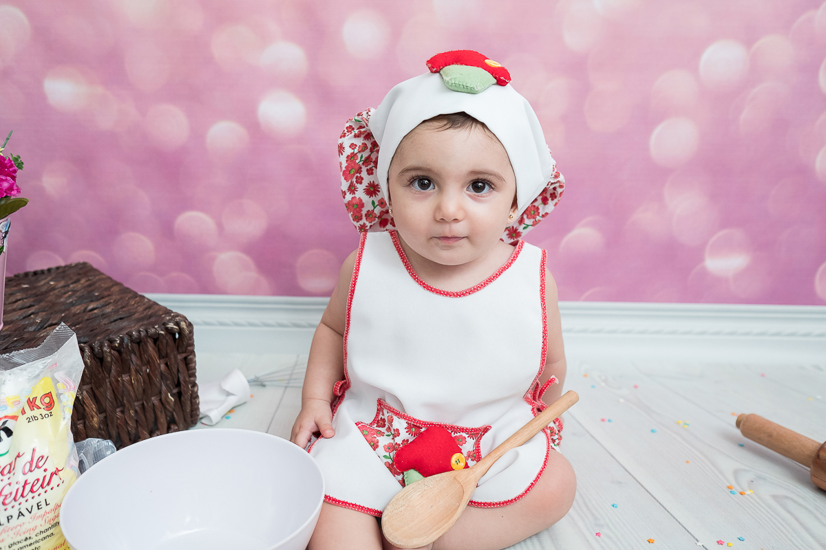 Genteee, parece que foi ontem que fizemos a sessão Newborn da Rafaela
E esse mês a princesinha completou 9 meses !!!!E quem resiste a toda essa fofura?