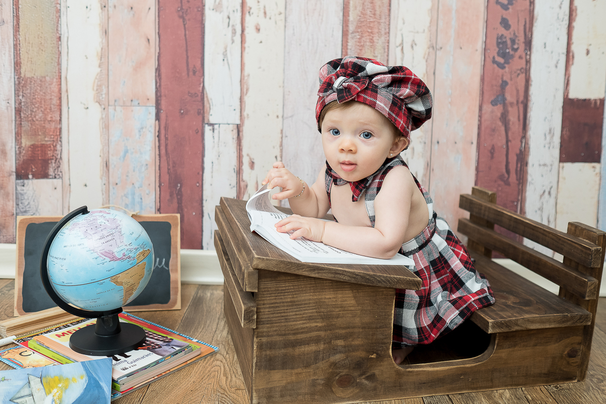 Mas essa Isa é linda demaaais!

Nove meses já se passaram desde que conhecemos a Isabela, e assim vamos percebendo como o tempo está voando cada vez mais rápido. 

Tem como não amar essa sessões?