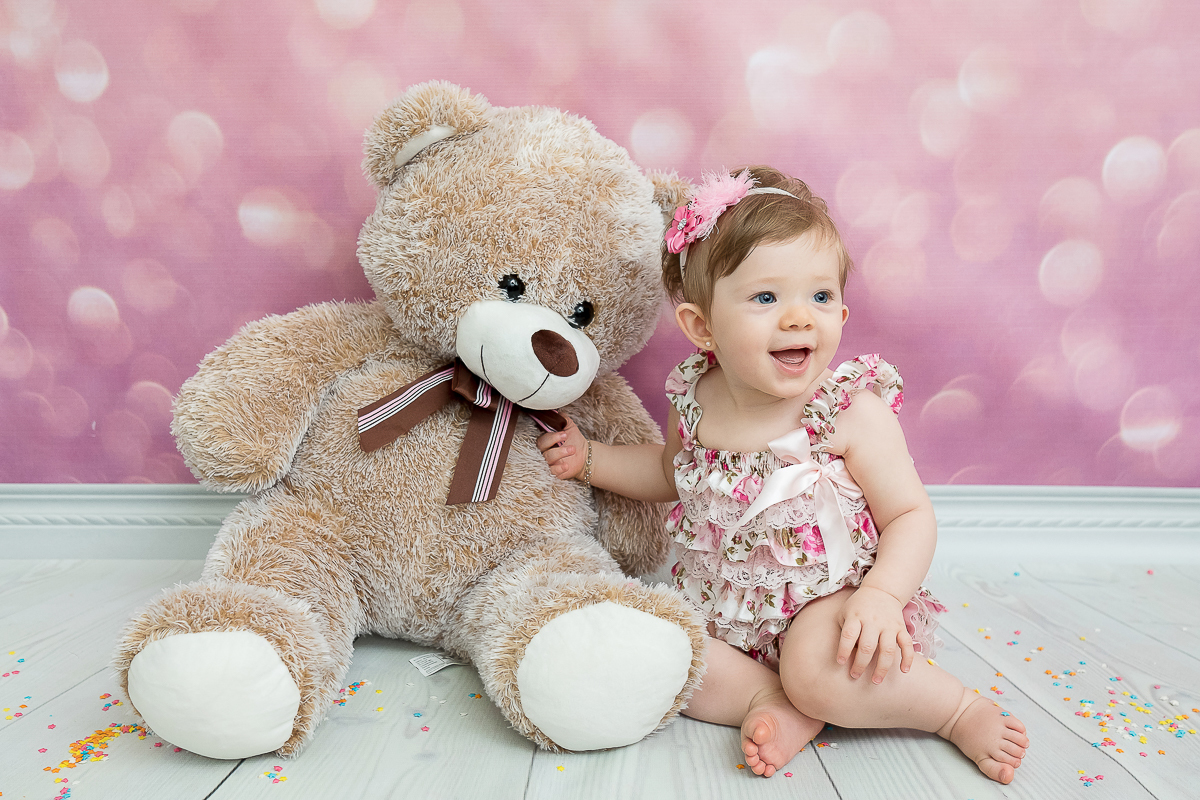 Mas essa Isa é linda demaaais!

Nove meses já se passaram desde que conhecemos a Isabela, e assim vamos percebendo como o tempo está voando cada vez mais rápido. 

Tem como não amar essa sessões?