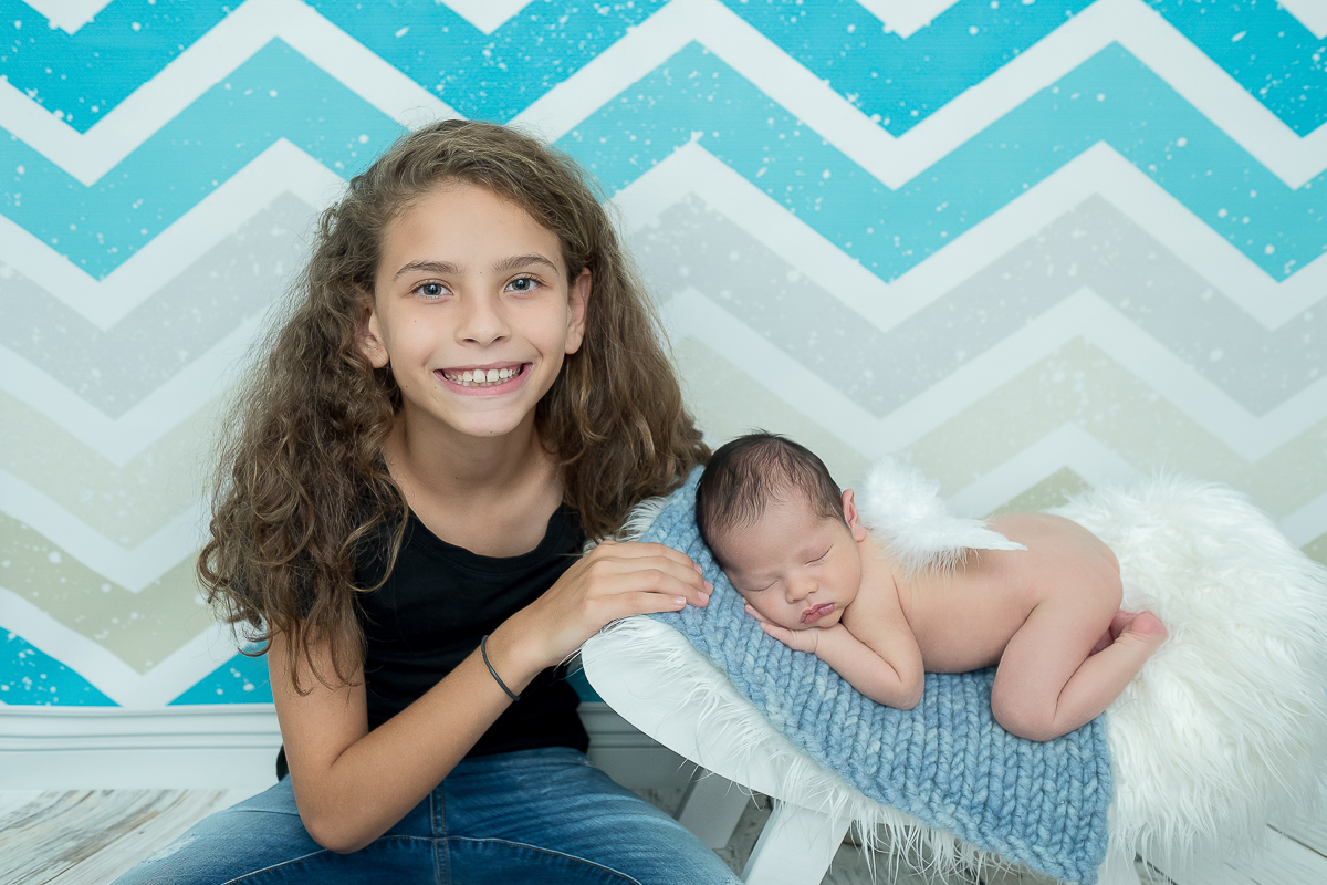 O Lorenzo já apareceu por aqui dentro da barriga da mamãe e agora  trago um pouquinho dos seus 9 primeiros dias de vida, todo gordinho e charmoso, já fazendo a gente suspirar… ♥ 