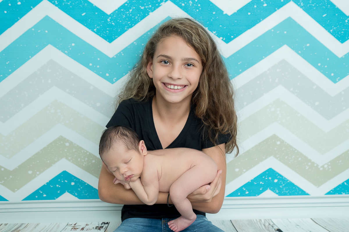 O Lorenzo já apareceu por aqui dentro da barriga da mamãe e agora  trago um pouquinho dos seus 9 primeiros dias de vida, todo gordinho e charmoso, já fazendo a gente suspirar… ♥ 