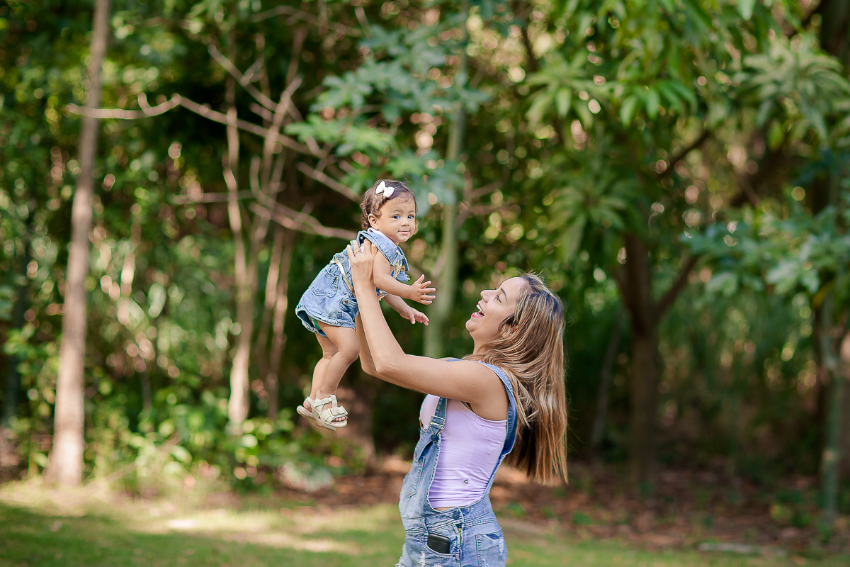 A sessão de Smash the cake da Ana Lívia foi tão linda e renderam ótimas fotos <3

O ensaio smash the cake é o último ensaio do nosso acompanhamento trimestral do bebê.