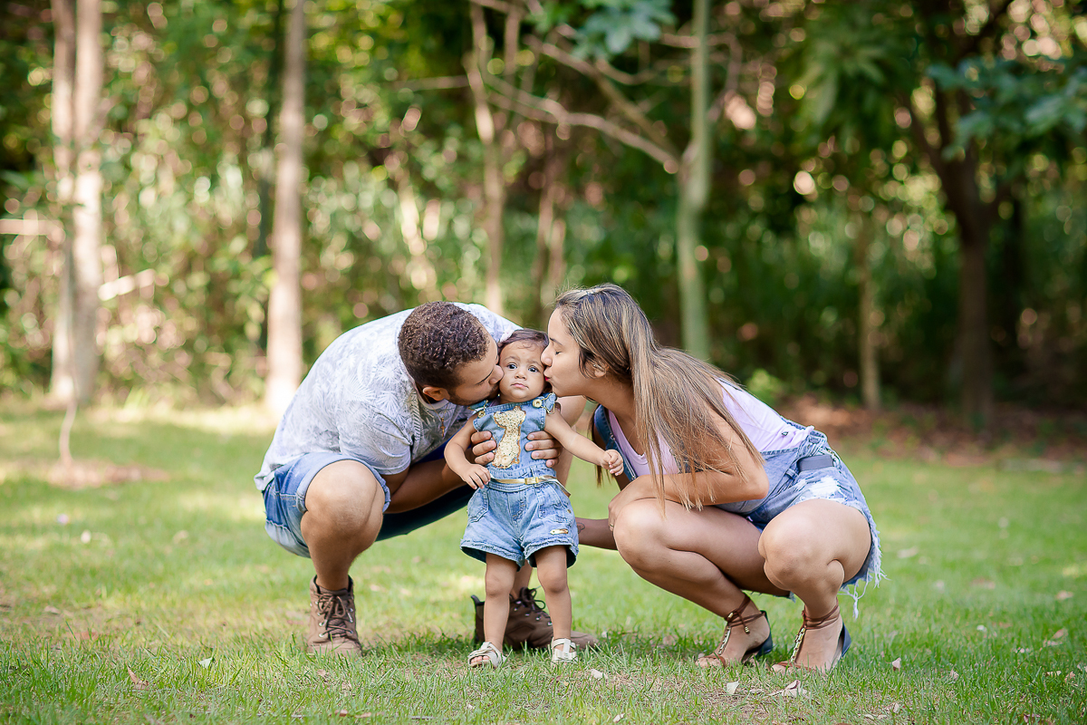 A sessão de Smash the cake da Ana Lívia foi tão linda e renderam ótimas fotos <3

O ensaio smash the cake é o último ensaio do nosso acompanhamento trimestral do bebê.