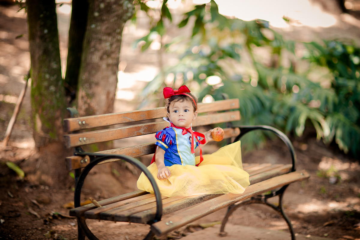 A sessão de Smash the cake da Ana Lívia foi tão linda e renderam ótimas fotos <3

O ensaio smash the cake é o último ensaio do nosso acompanhamento trimestral do bebê.