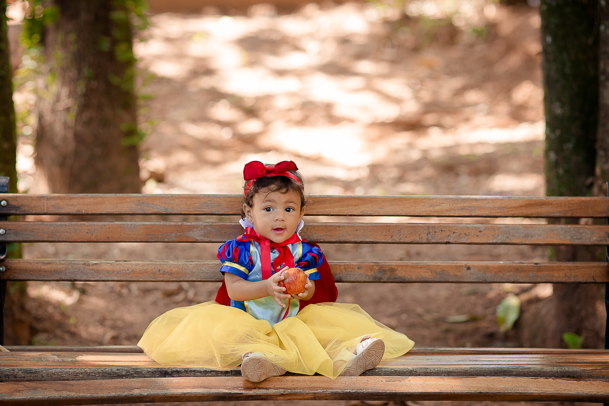 A sessão de Smash the cake da Ana Lívia foi tão linda e renderam ótimas fotos <3

O ensaio smash the cake é o último ensaio do nosso acompanhamento trimestral do bebê.