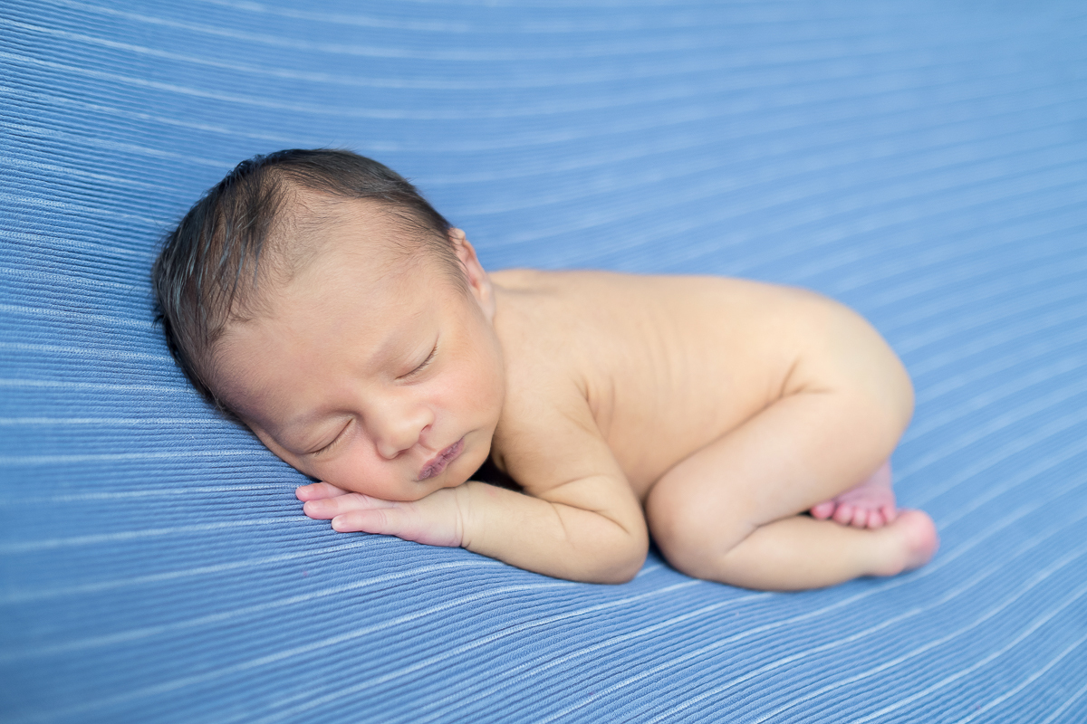 O Benício chegou trazendo ainda mais amor ♥

com 9 dias de vida essa linda família veio ao estúdio e foi só suspiros...um pequeno com traços delicados, miudinho mas cheio de dobrinhas! muito amor por cada fotografias que fizemos <3 