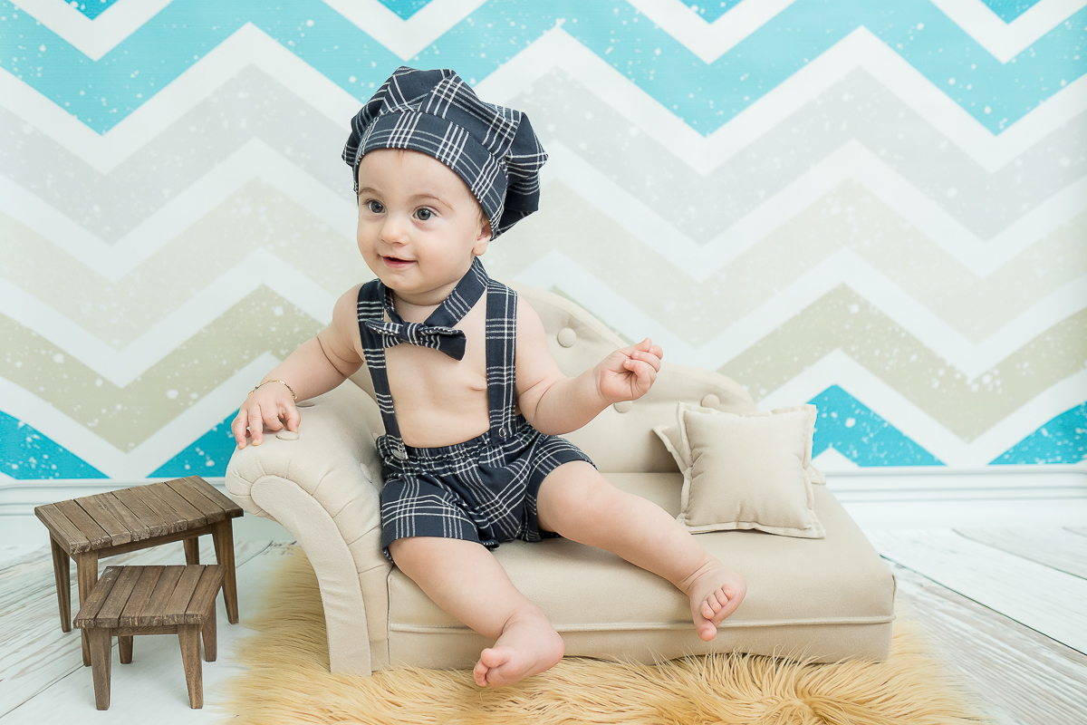 O Matheus completou 9 meses e está cada vez mais difícil escolher quais fotos dos ensaios postar, cada mês que passa ele fica mais lindo e encantador. Este mês a sessão teve o tema de festa junina, e esse caipirinha arrasou