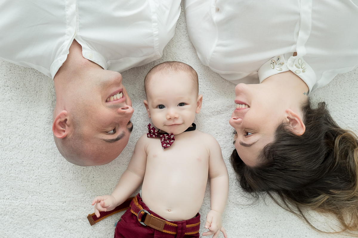 Como não se encantar com essas fofuras que passam por nosso estúdio! 

A cada sessão ficamos mais apaixonados pelo nosso trabalho. 

Lorenzo com seus 6 meses é um bebe super sorridente, fez o ensaio ficar ainda mais gostoso!