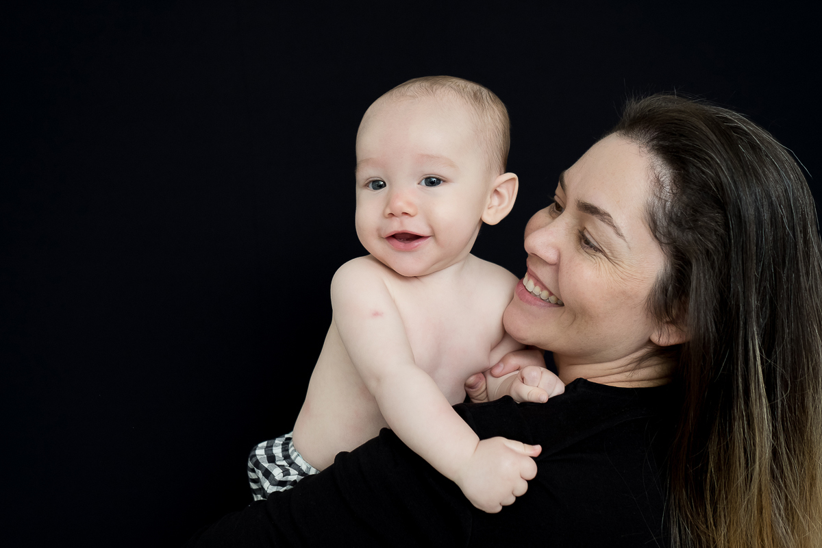 Como não se encantar com essas fofuras que passam por nosso estúdio! 

A cada sessão ficamos mais apaixonados pelo nosso trabalho. 

Lorenzo com seus 6 meses é um bebe super sorridente, fez o ensaio ficar ainda mais gostoso!