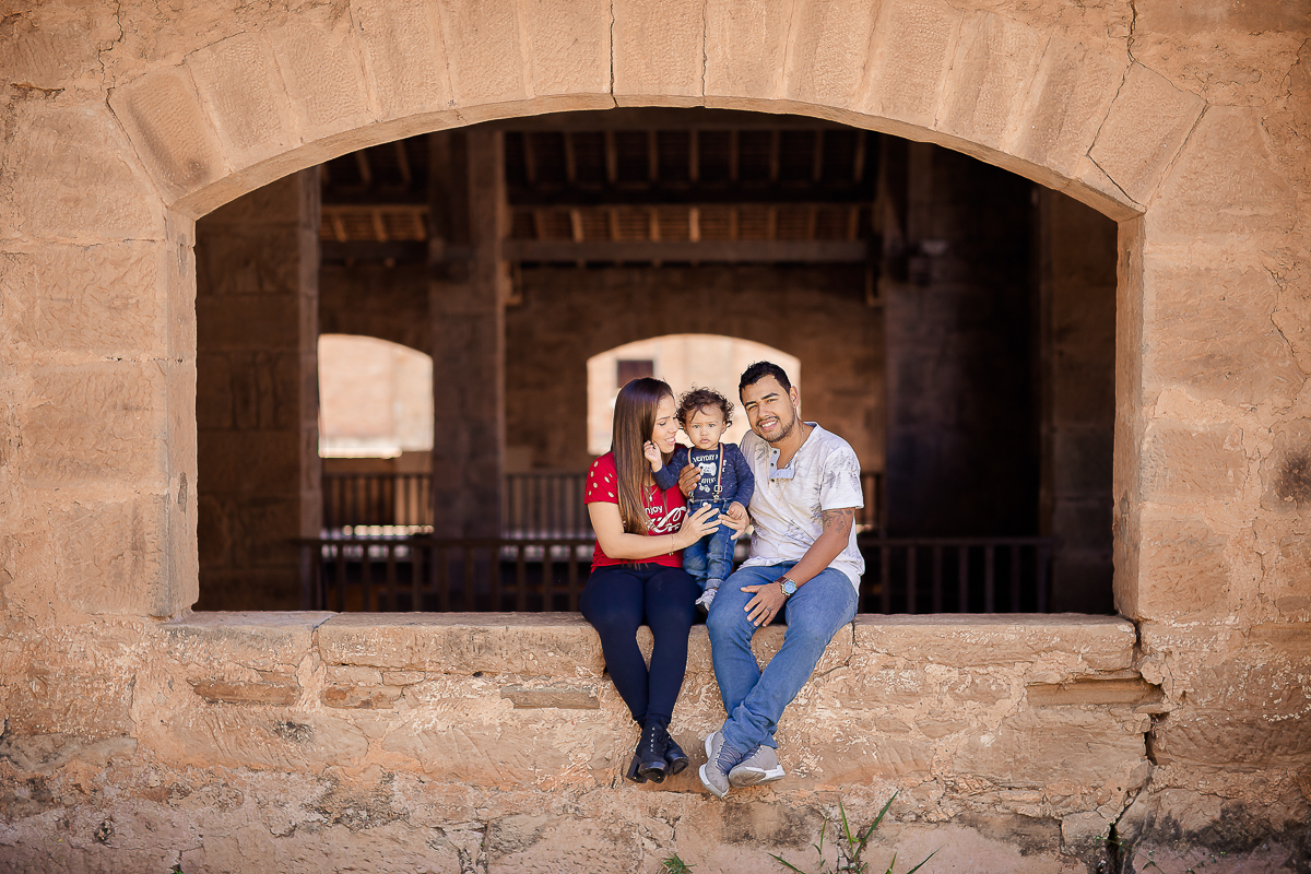 Depois de um ano conosco chegou ao fim o acompanhamento do Vicente e nada melhor para comemorar o 1º aninho com muita bagunça e um bolo

O Vi é menininho muito esperto...e essa cabeça cheia de cachinhos?? <3 <3 