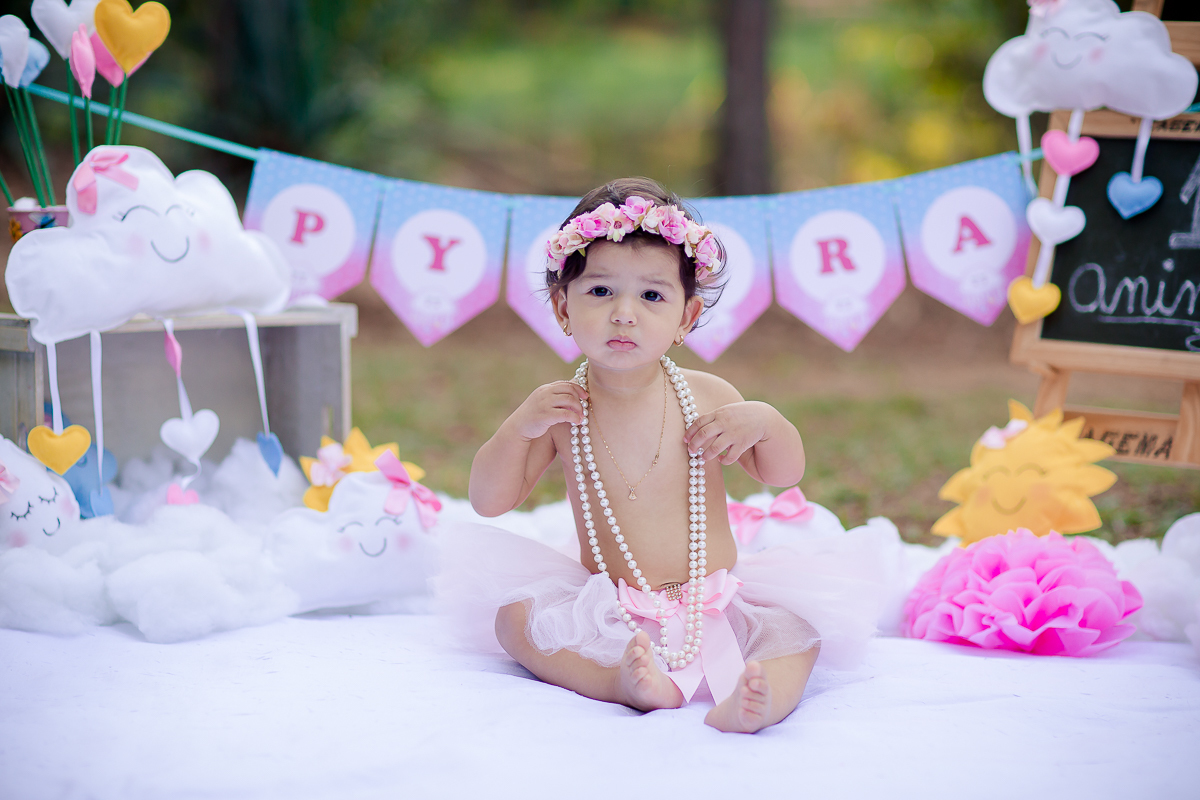 Uma tarde colorida, com uma chuva de amor para a pequena Pyetra. 

Assim foi comemorado seu primeiro aninho...rodeada de muito carinho e com todo amor do mundo  ♥ 