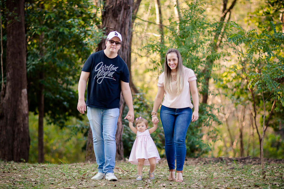 O final do acompanhamento da Isabela foi com uma sessão de  Smash the Cake linda, cheia de ursos e balões. A Isa se lambuzou no Smash preparado com carinho e muito capricho pelos papais...Ao final do ensaio fizemos uns clicks da hora do banho e ela amou!!