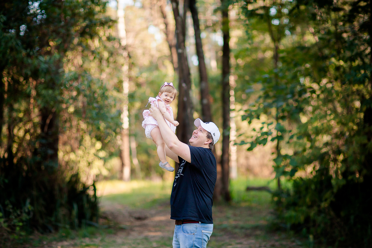 O final do acompanhamento da Isabela foi com uma sessão de  Smash the Cake linda, cheia de ursos e balões. A Isa se lambuzou no Smash preparado com carinho e muito capricho pelos papais...Ao final do ensaio fizemos uns clicks da hora do banho e ela amou!!