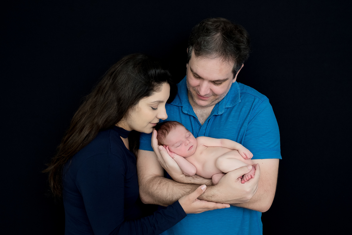 Esse é o Enrico com seus primeiros 8 dias de vida. Um loirinho lindo e doce que faz a gente suspira em olhar.  

Quanto amor essas mini pessoinhas nos despertam né? ♥♥