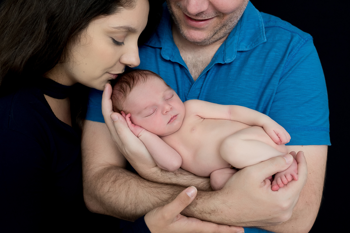 Esse é o Enrico com seus primeiros 8 dias de vida. Um loirinho lindo e doce que faz a gente suspira em olhar.  

Quanto amor essas mini pessoinhas nos despertam né? ♥♥