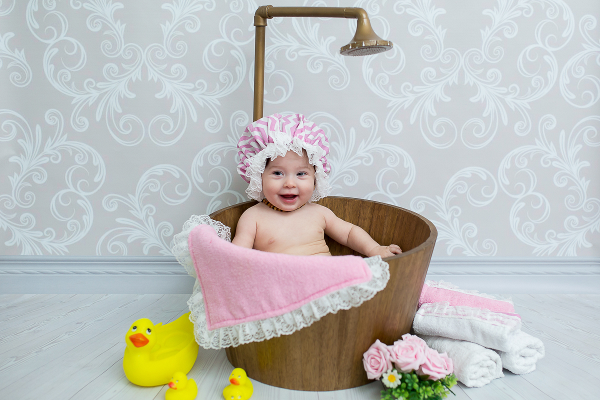 E o acompanhamento do sexto mês da Mel também foi em ritmo de festa junina! Ela ficou simplesmente linda de caipirinha! 

Mel esbanja charme e dobrinhas...uma doçura que está cada dia mais bela!
