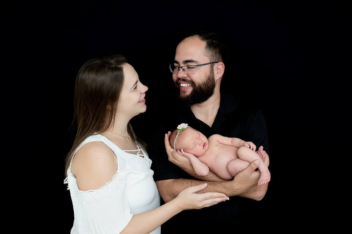 Chegou a vez da gatinha da Helena com seus 10 dias de vida derreter nossos corações!!!

Helena se comportou feito princesa na sua sessão newborn , ganhamos vários sorrisos dessa fofura, muito liiinda!!!