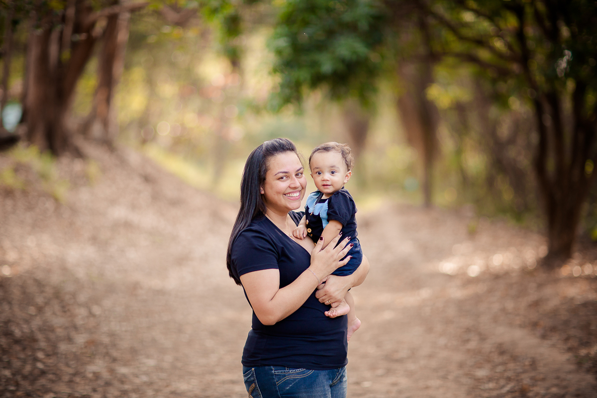 Acompanhamos o Samuel em todo o seu primeiro aninho de vida, e foi uma alegria imensa.
Ele nasceu prematuro, então ele tinha dois meses de vida, quando começamos a fotografar. 
Samuel sempre lindo, esperto e muito atento!