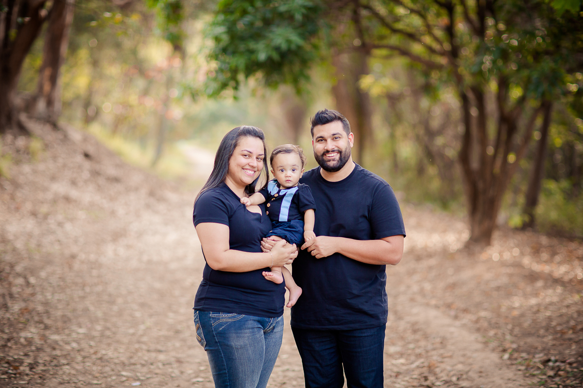 Acompanhamos o Samuel em todo o seu primeiro aninho de vida, e foi uma alegria imensa.
Ele nasceu prematuro, então ele tinha dois meses de vida, quando começamos a fotografar. 
Samuel sempre lindo, esperto e muito atento!