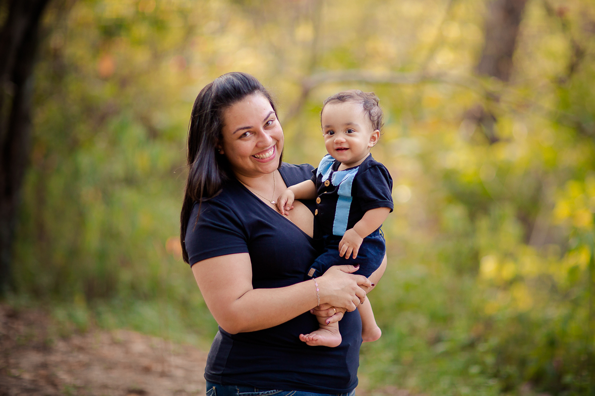 Acompanhamos o Samuel em todo o seu primeiro aninho de vida, e foi uma alegria imensa.
Ele nasceu prematuro, então ele tinha dois meses de vida, quando começamos a fotografar. 
Samuel sempre lindo, esperto e muito atento!