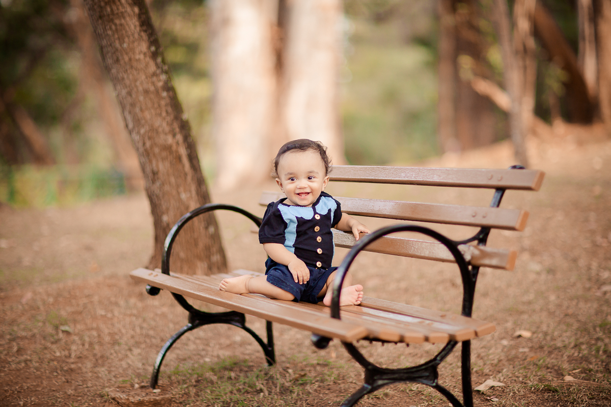 Acompanhamos o Samuel em todo o seu primeiro aninho de vida, e foi uma alegria imensa.
Ele nasceu prematuro, então ele tinha dois meses de vida, quando começamos a fotografar. 
Samuel sempre lindo, esperto e muito atento!