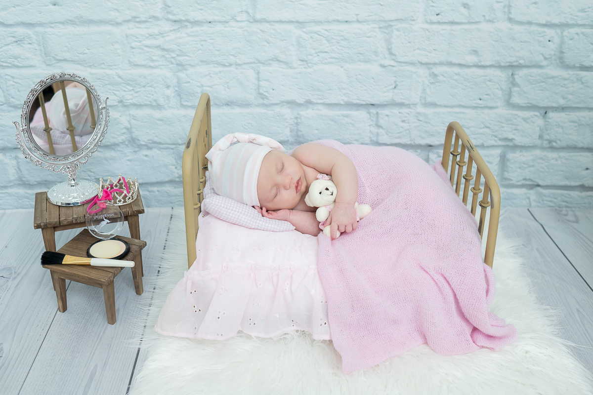 1 mês da pequena Helena!!

Uma fofura de bebê <3 