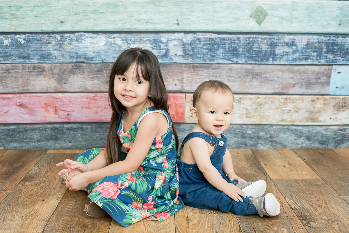 O Derick é um bebê lindo que temos o privilégio de acompanhar no seu primeiro aninho de vida. 

Esse fofo esbanjou charme e sorrisos na sessão de 9 meses 

É muito legal acompanhar as mudanças (e como mudam), os olhares, os sorrisos.